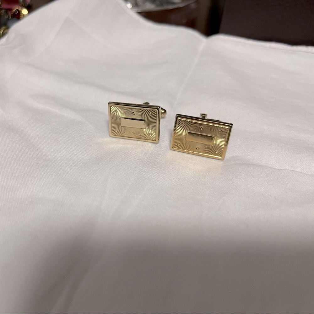 Vintage gold cufflinks